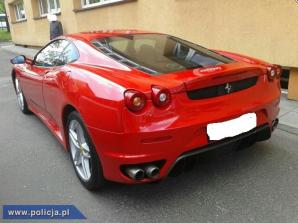 Polscy policjanci dorwali po pościgu kierowcę ferrari!