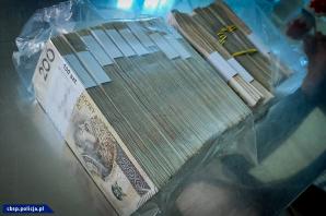 [VIDEO] Rozbita grupa wyłudzająca dofinansowanie na realizację innowacyjnych projektów