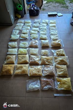 [VIDEO] Blisko tona narkotyków wartych 43 mln PLN zabezpieczona przez CBŚP