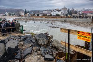 [VIDEO] Brakuje ekip remontowych, budowlanych. Prezydent RP na terenach popowodziowych