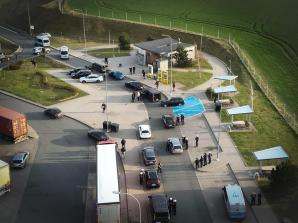 [VIDEO] Policjanci zapobiegli konfrontacji pseudokibiców z Gdańska, Grudziądza i Torunia