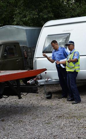 Sprawne działania Rutkowskiego na Ukrainie. Odzyskano przyczepę skradzioną przez Suchonia