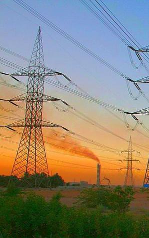 Kampanie wyborcze i wybory mogą opóźnić modernizację polskiej energetyki o kilkanaście miesięcy