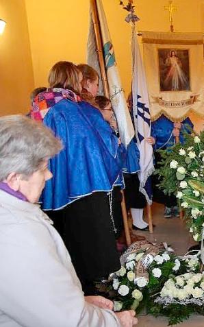 Krapkowice pożegnały 15-letnią Wiktorię Cichocką. Dziś pogrzeb na Mazurach