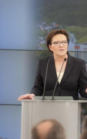 Premier Ewa Kopacz w Elektrowni Turów: opieramy bezpieczeństwo energetyczne na naszym największym skarbie – węglu