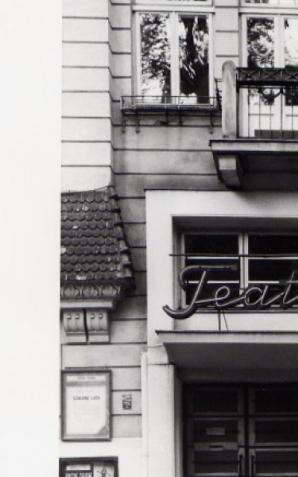 Powrót neonu Teatru Syrena