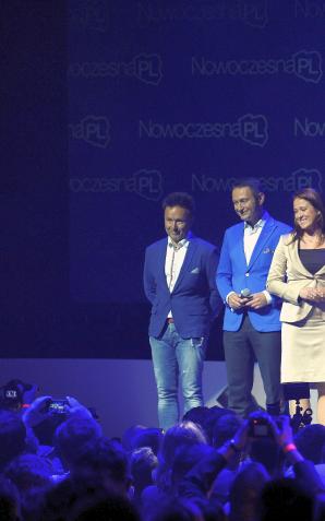 NowoczesnaPL: To pracodawcy powinni szukać pracownika. Formacja zawodowców wkracza na scenę polityczną [VIDEO]