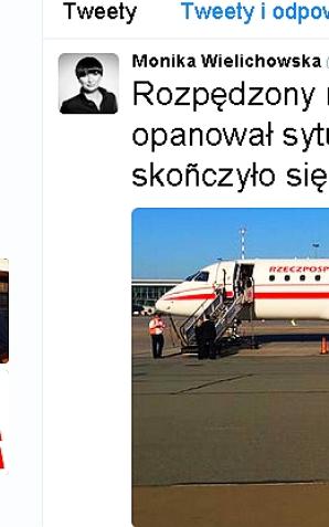 Zdjęcie sprzed wejścia na pokład - przed awarią na Okęciu
