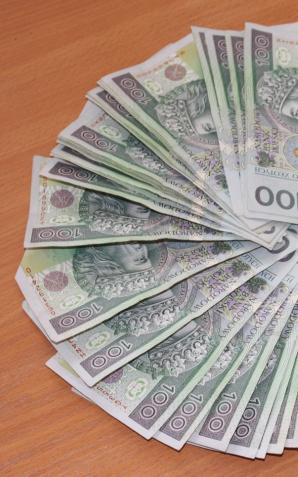 Załatwiali zdane egzaminy na prawo jazdy za kasę