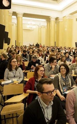 Warszawiacy napisali dyktando