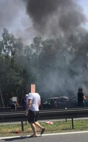 Karambol na A6 pod Szczecinem. Spłonęło pięć aut. 6 osób zginęło, 4 ranne