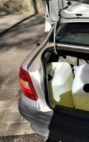 Kradli paliwo na potęgę. Właściciel nic nie wiedział  