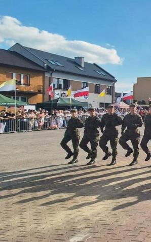 Kompania oraz Orkiestra Reprezentacyjna Wojsk Obrony Terytorialnej triumfują na Międzynarodowym Festiwalu Orkiestr Wojskowych i Dętych