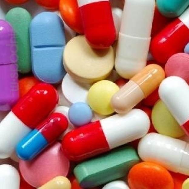 23-latkowie zatrzymani za sprzedaż leków wywołujących poronienie