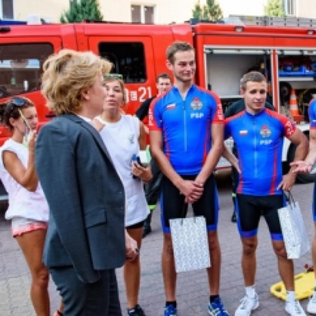 Zbierają pieniądze na operację Klaudii