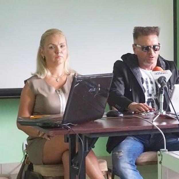 Detektyw Rutkowski o zaginionych z Pionek: Sprawcy niech się zgłoszą, bo i tak ich złapiemy