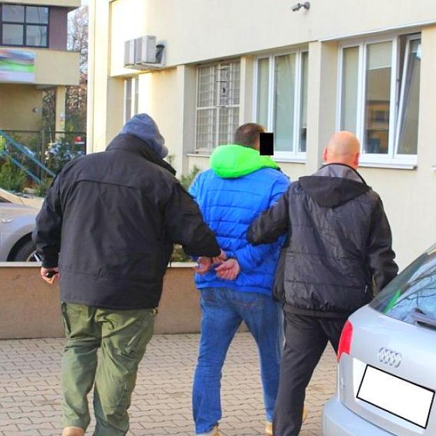 Łowcy cieni zatrzymali w szpitalu skazanego za udział w grupie żoliborskiej