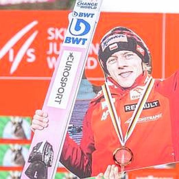 Finał w Planicy:Dawid Kubacki i Anže Lanišek na podium! Niezwykły gest Słoweńca!