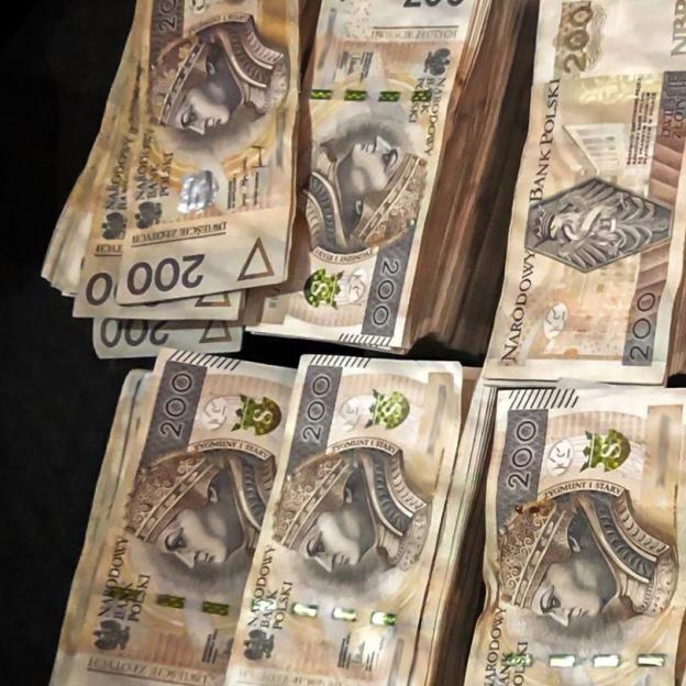 Na polecenie prokuratora Zachodniopomorskiego pionu PZ PK zatrzymano 19 osób w śledztwie dotyczącym zorganizowanych grup przestępczych, które wystawiły „puste” faktury VAT na 1,5 miliarda złotych