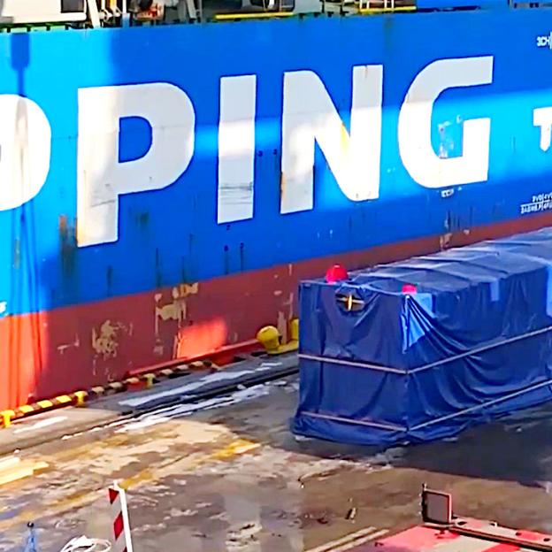 [VIDEO] Potężna TBM już w Polsce! Gigantyczna maszyna dotarła do Gdańska