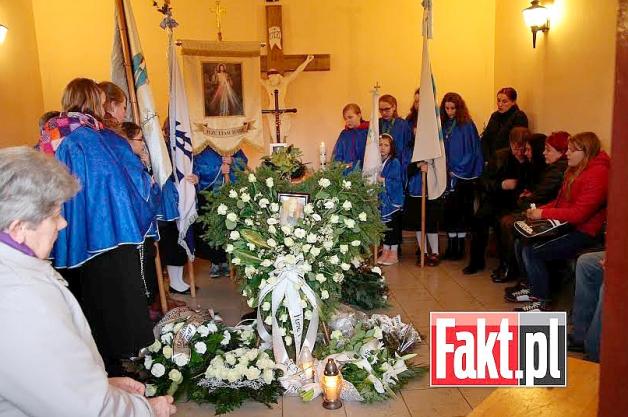 Krapkowice pożegnały 15-letnią Wiktorię Cichocką. Dziś pogrzeb na Mazurach