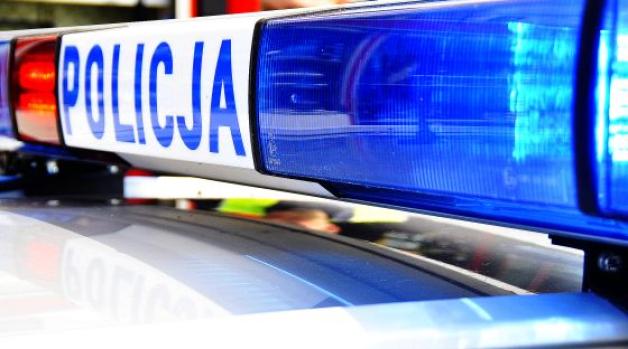 Uciekał przed taksówkarzami z głową na kierownicy! Miał 3 promile