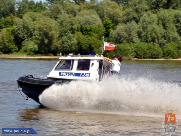 Uratowali tonącą 36-latkę w Wiśle