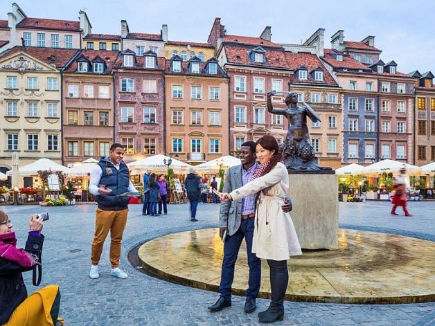 Stolica zarabia miliardy na turystyce