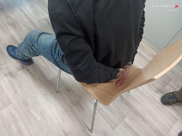 Sosnowiec- poszli z pistoletem na kobietę