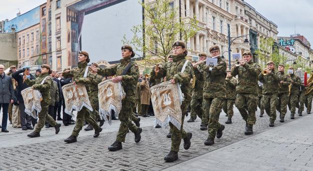 Orkiestra Reprezentacyjna WOT zagrała na święcie    9 Łódzkiej Brygady Obrony Terytorialnej.  