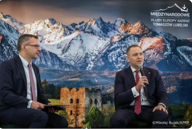 [VIDEO] IV Międzynarodowa Konferencja „Między informacją a dezinformacją” z udziałem Prezydenta Karola Nawrockiego